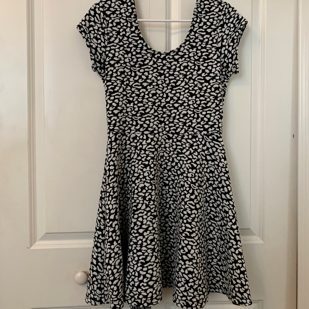 Black and white print dress